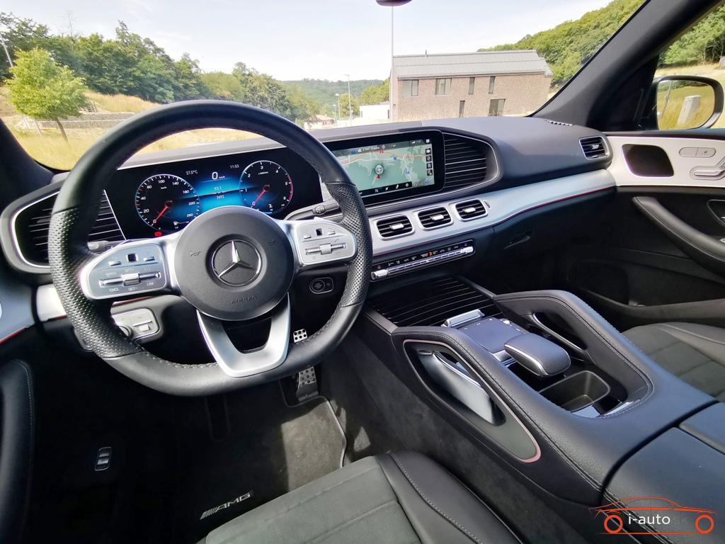 Mercedes-Benz GLE300d 4MATIC AMG 10