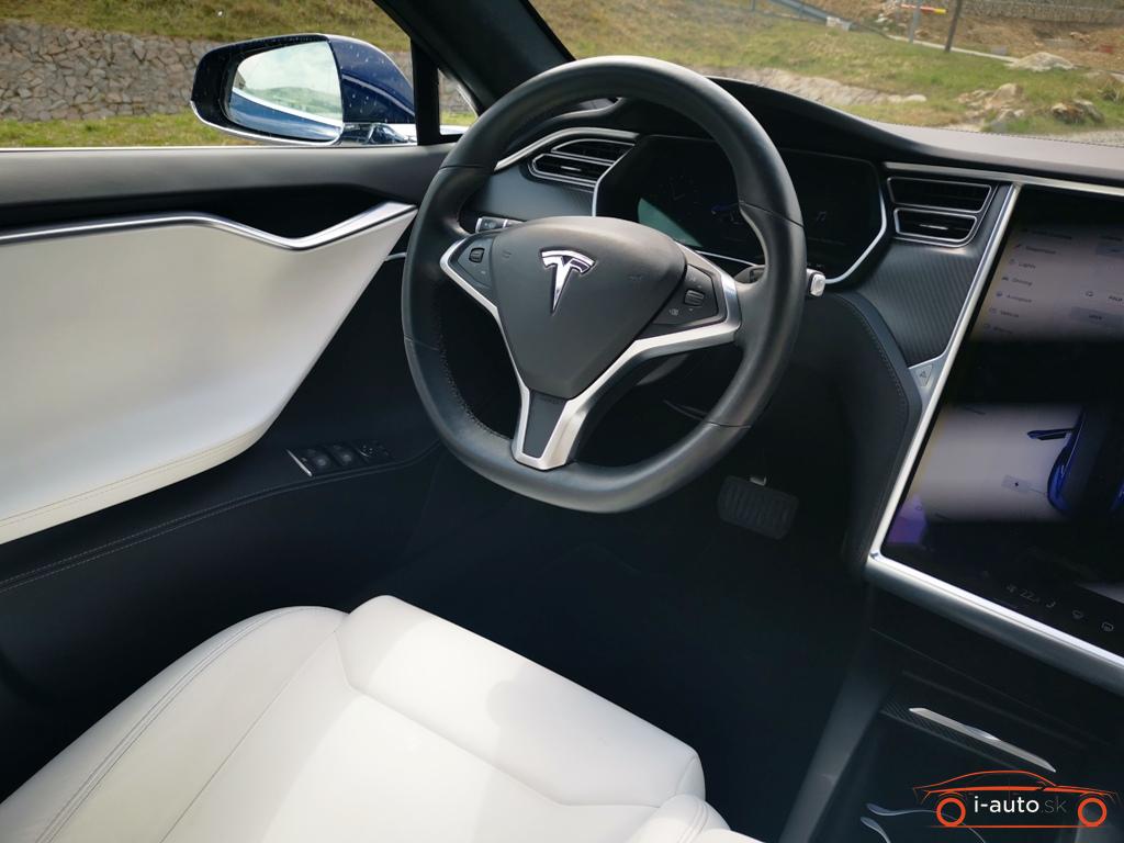Tesla Model S75D 14