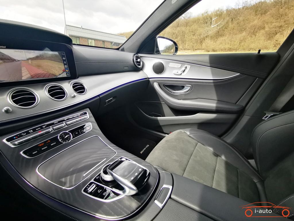 Mercedes-Benz E350d T AMG 19