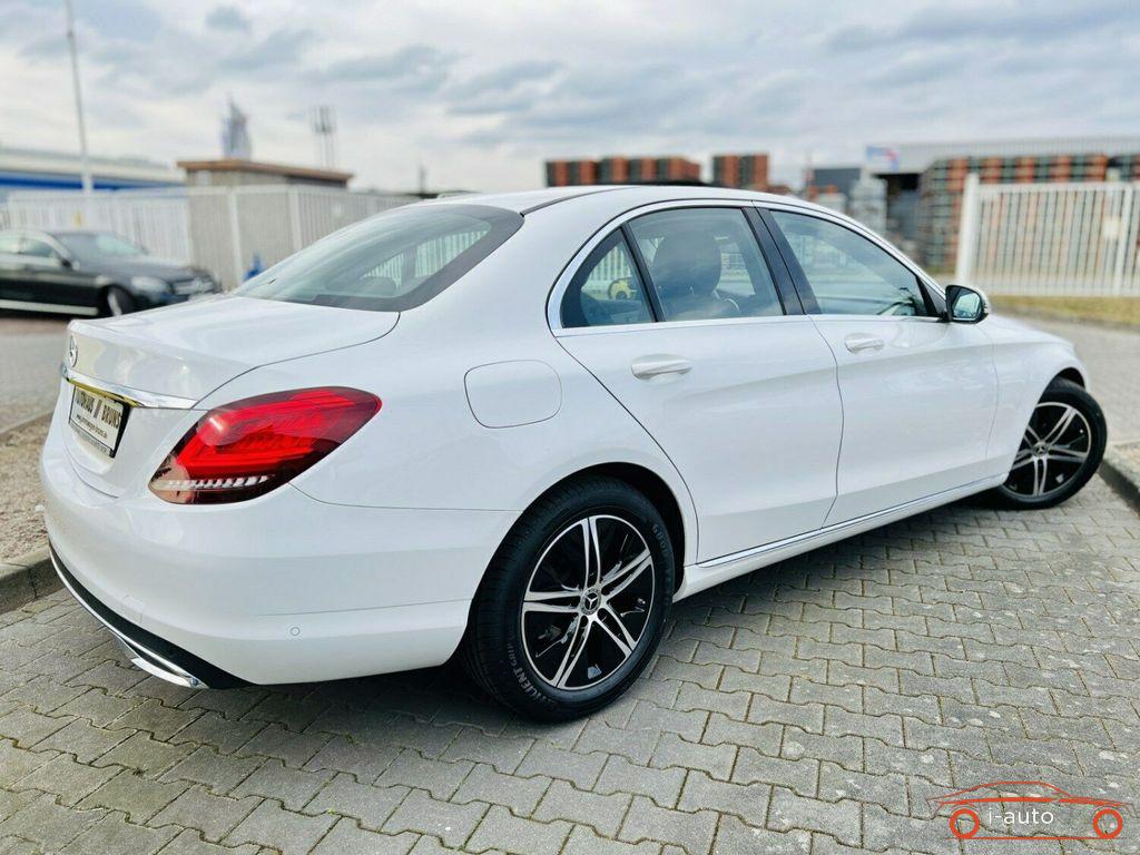 Mercedes-Benz C220d 5