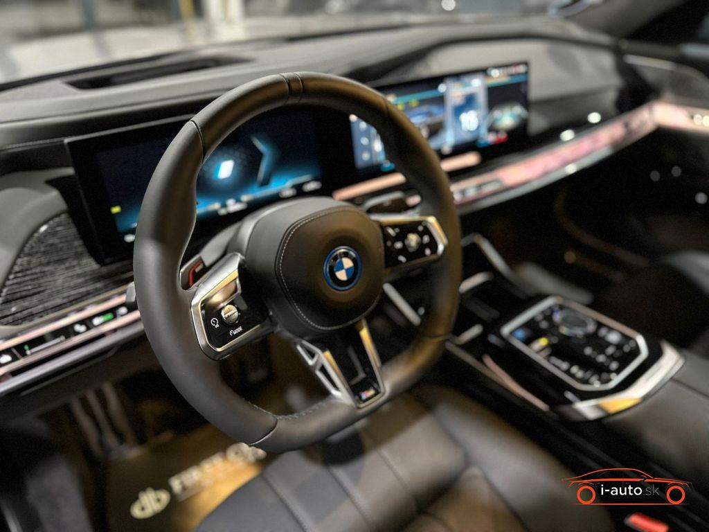 BMW i7 xDrive60 M za 172700€
