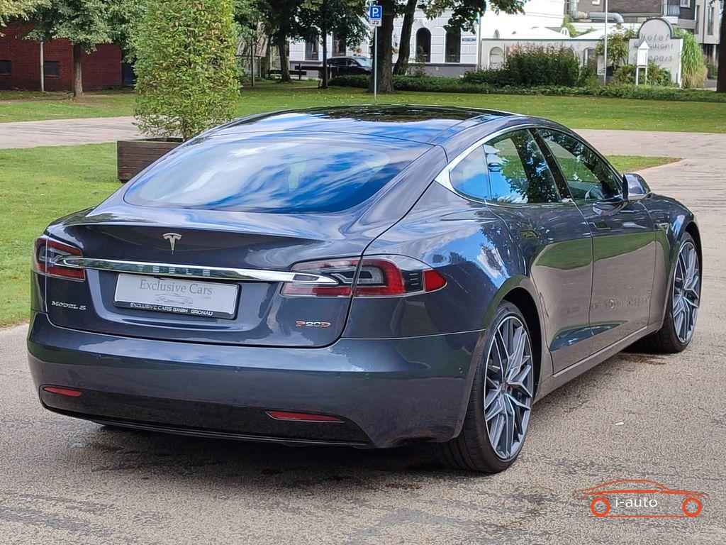 Tesla MODEL S P90D za 39000€
