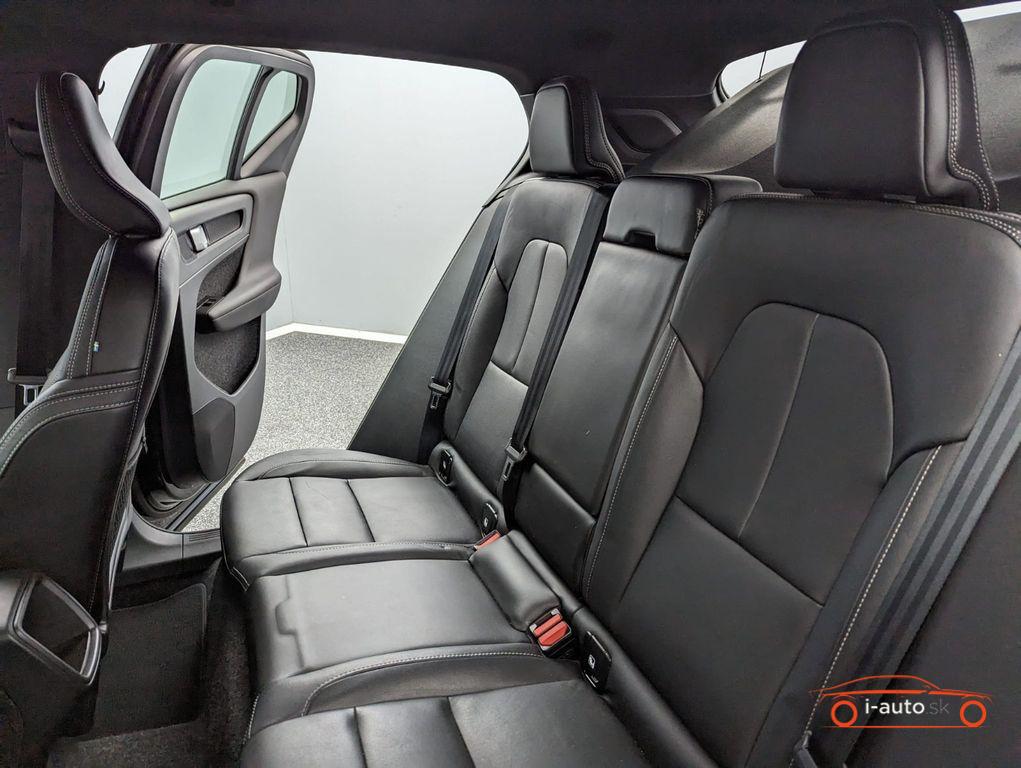 Volvo XC40 Momentum 2WD za 27500€