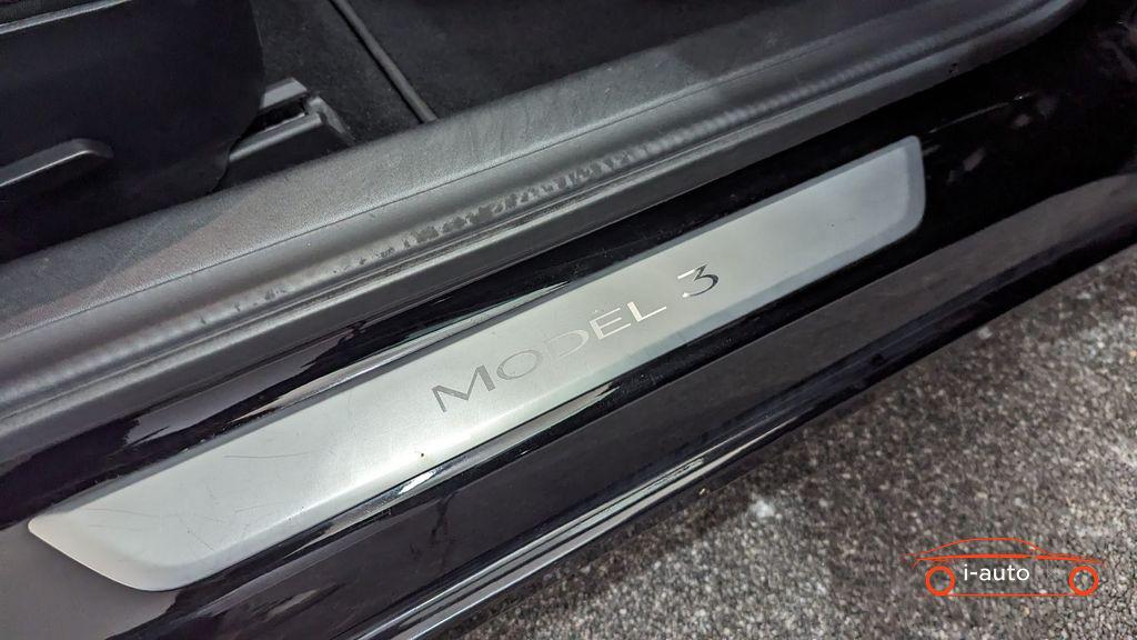 Tesla Model 3 Long Range Dual AWD za 35300€