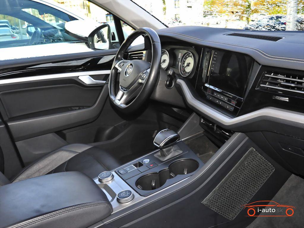 Volkswagen Touareg 3.0 TDi 4Motion DSG za 35900€