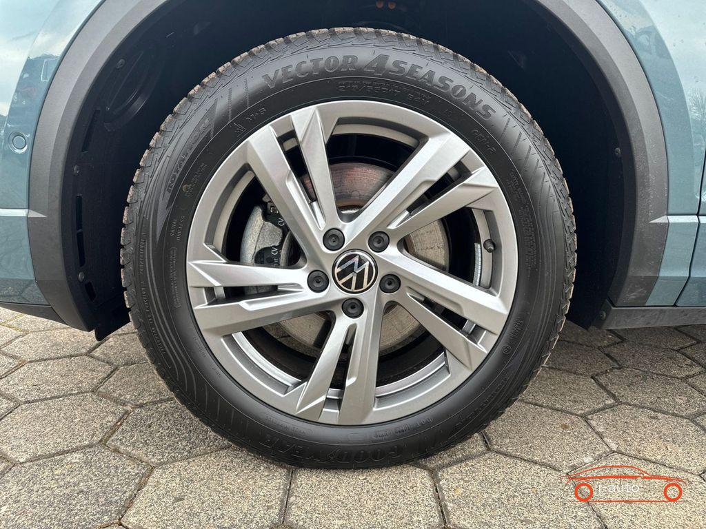 Volkswagen T-Roc 2.0 TDI DSG R-LINE za 37900€