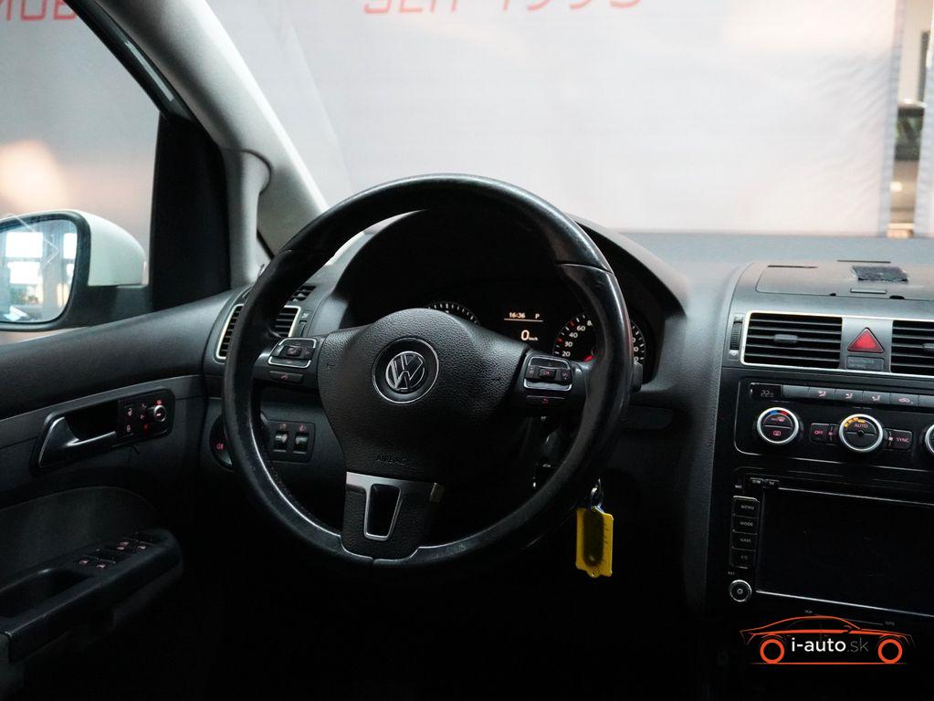 Volkswagen Touran Comfortline 2.0 TDI DSG za 9900€