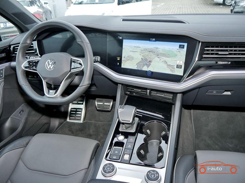 Volkswagen Touareg 3.0 TDI 4Motion R-line za 62500€