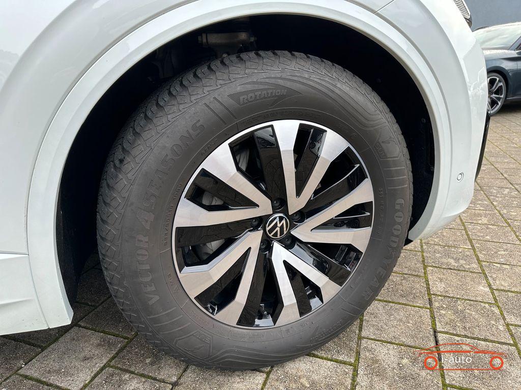 Volkswagen Touareg 3.0 TDI R-Line za 68500€
