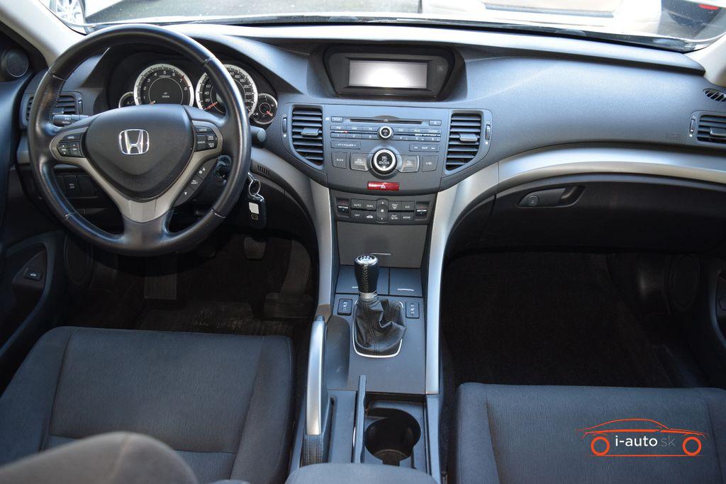 Honda Accord Limuzina Elegance za 7800€