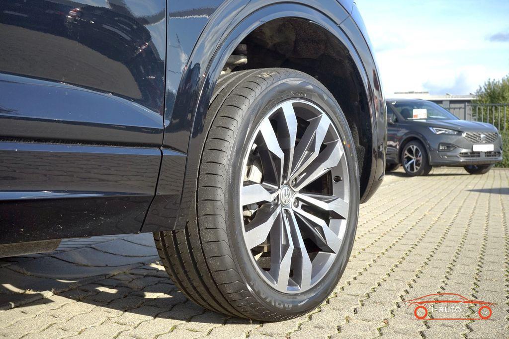 Volkswagen Touareg 3.0 TDI 4Motion R-Line za 50800€