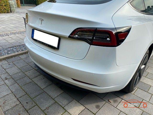 Tesla 3  za 27300€