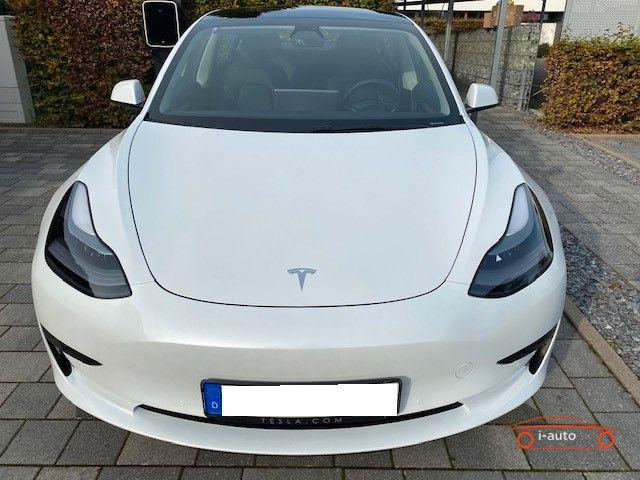 Tesla 3  za 27300€