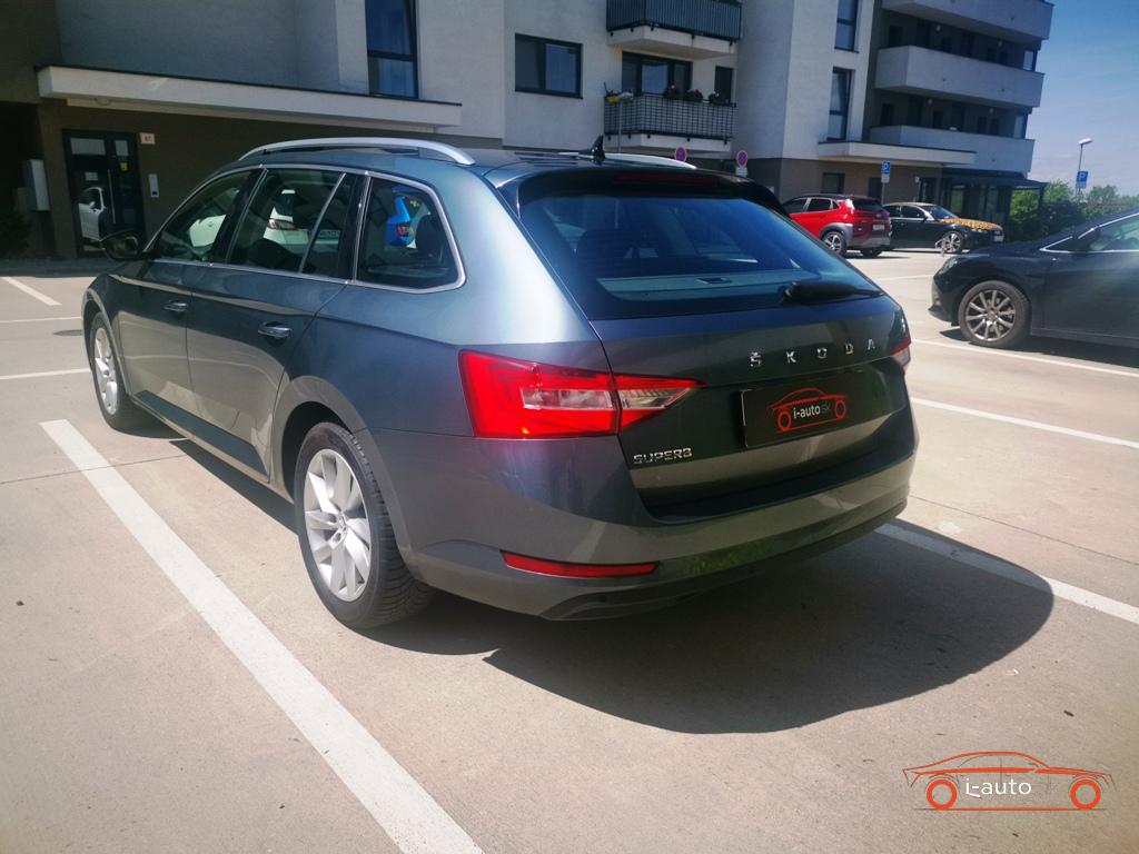 Skoda Superb Combi 2.0 TDI DSG Business za 29500€
