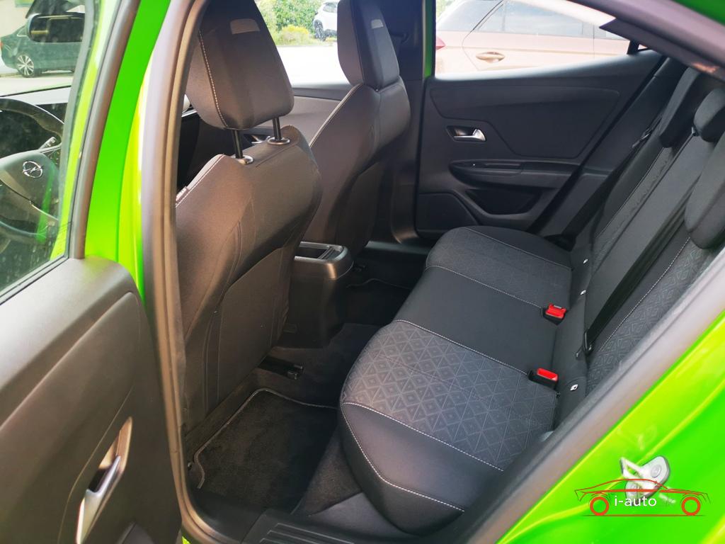 Opel Mokka-e  za 17900€