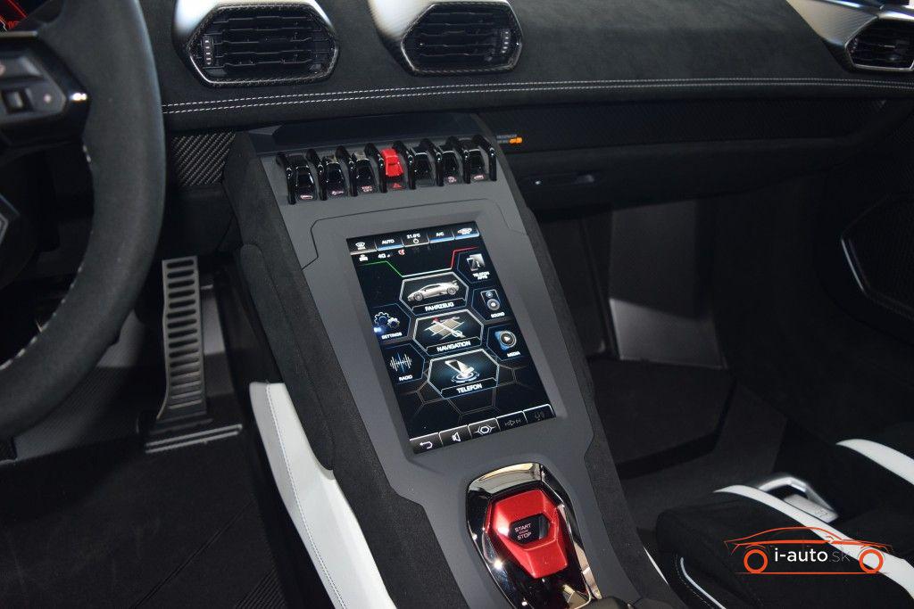 Lamborghini Huracán STO za 381900€