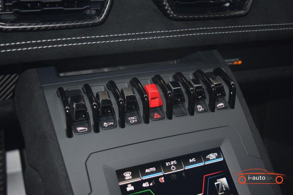 Lamborghini Huracán STO za 381900€