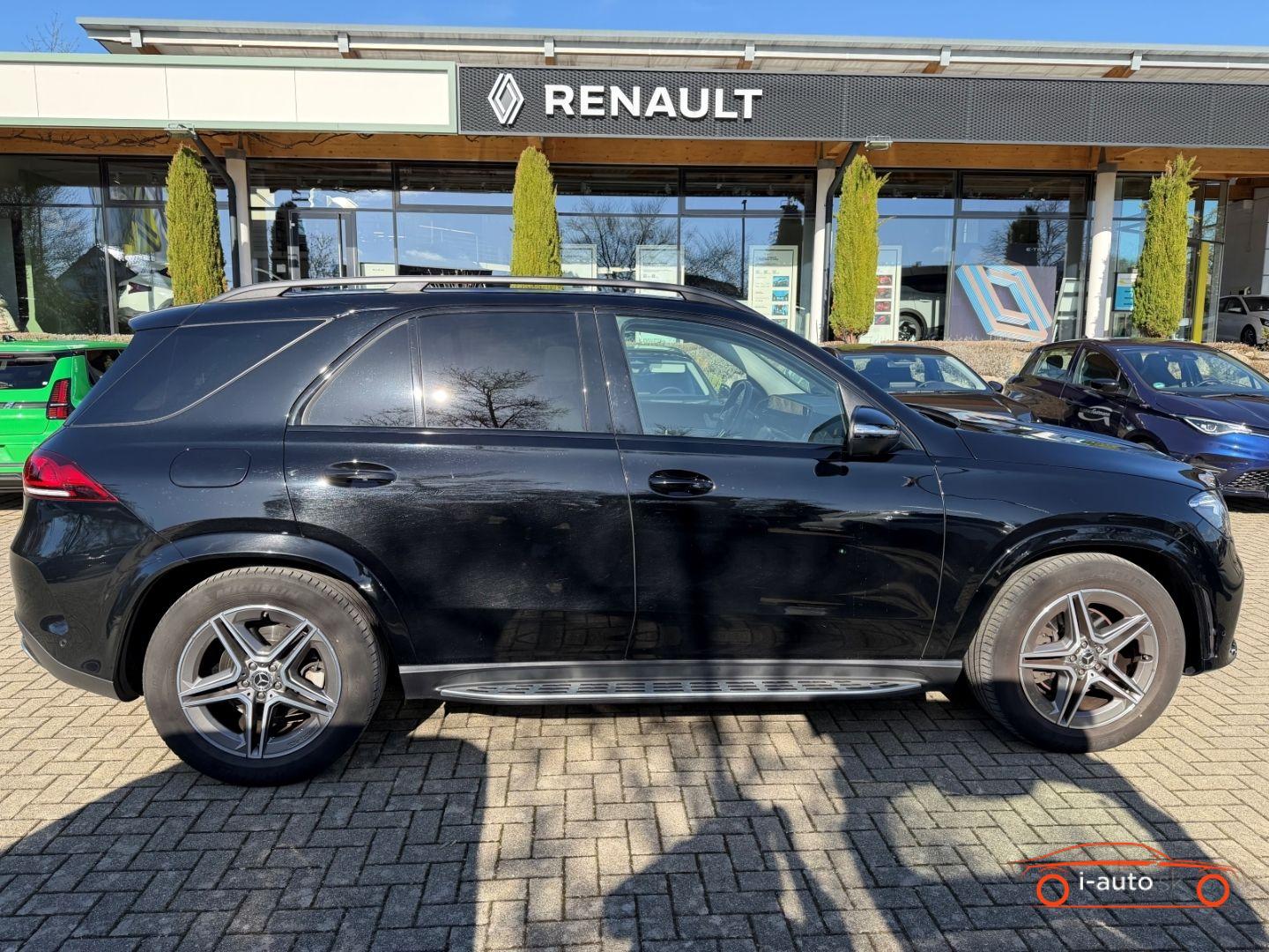 Mercedes-Benz GLE 400d 4MATIC AMG za 68450€