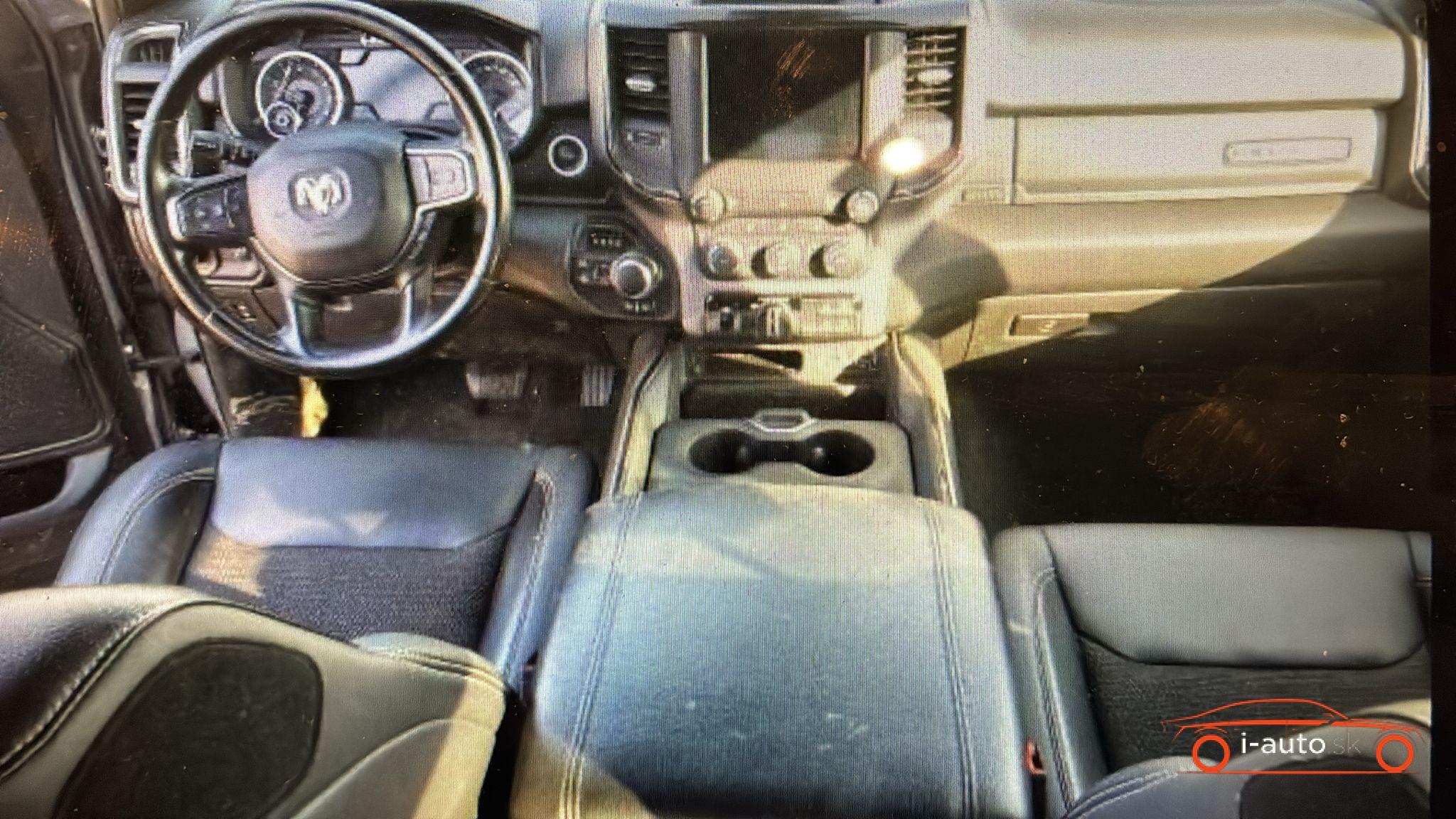 Dodge RAM 5.7 V8 4x4 BUILT TO SERVE  za 52540€
