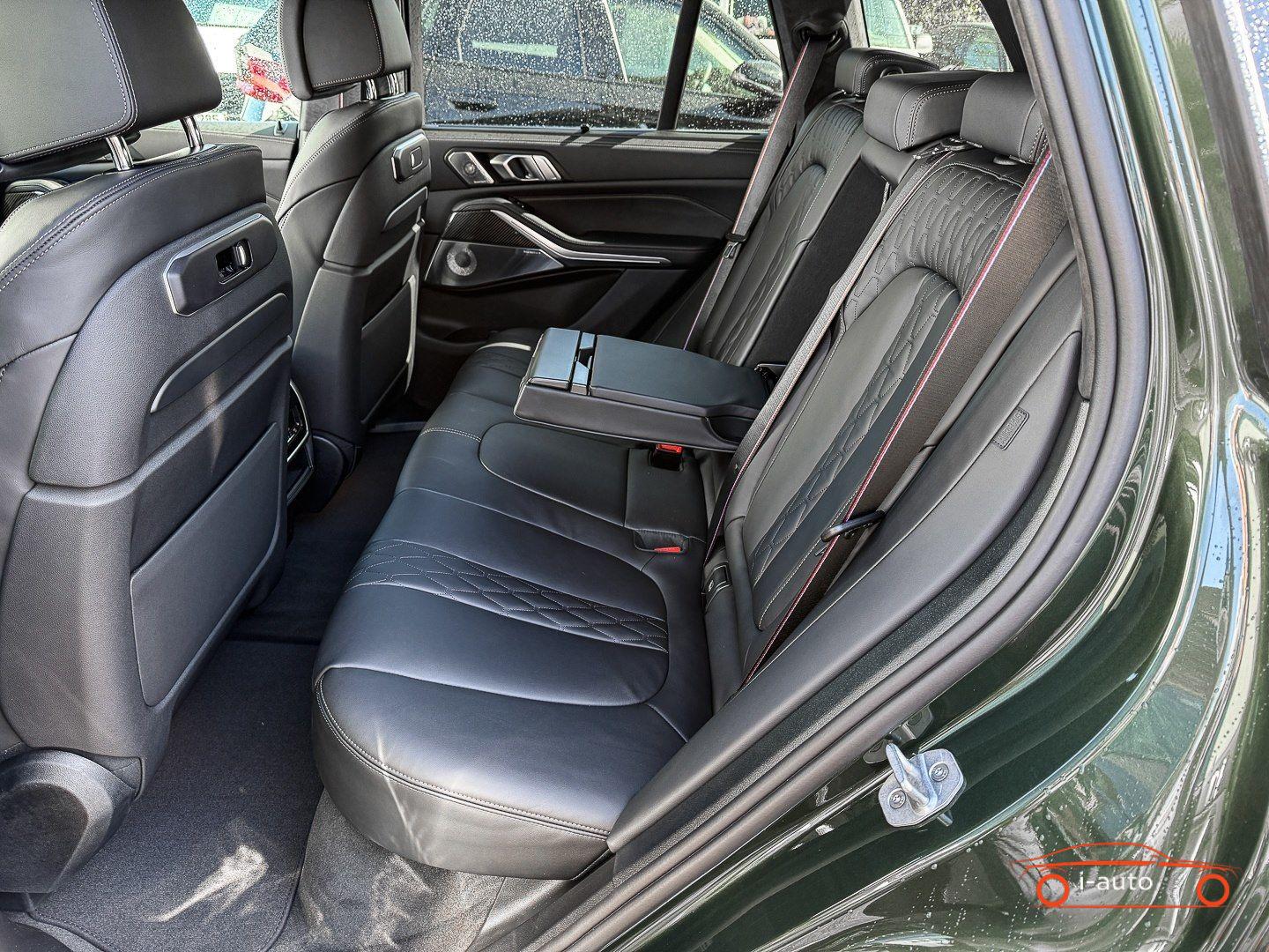 BMW X5 xDrive40d INDIVIDUAL za 117810€