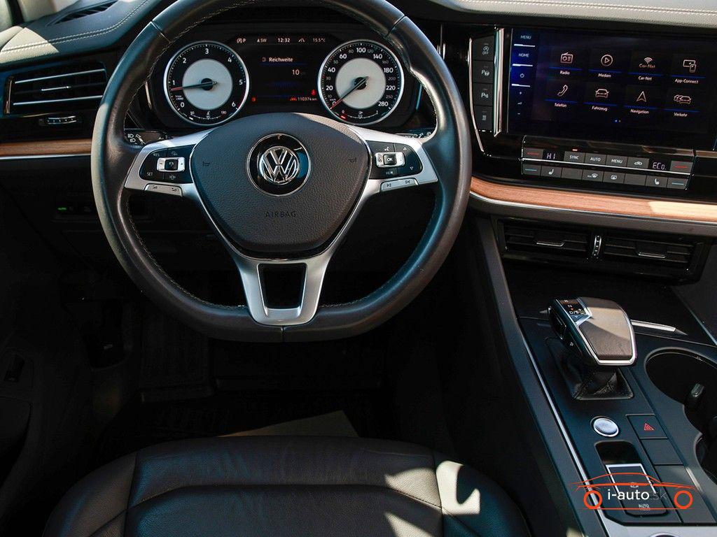 Volkswagen Touareg 3.0 TDI DSG 4Motion Atmosphere za 39350€