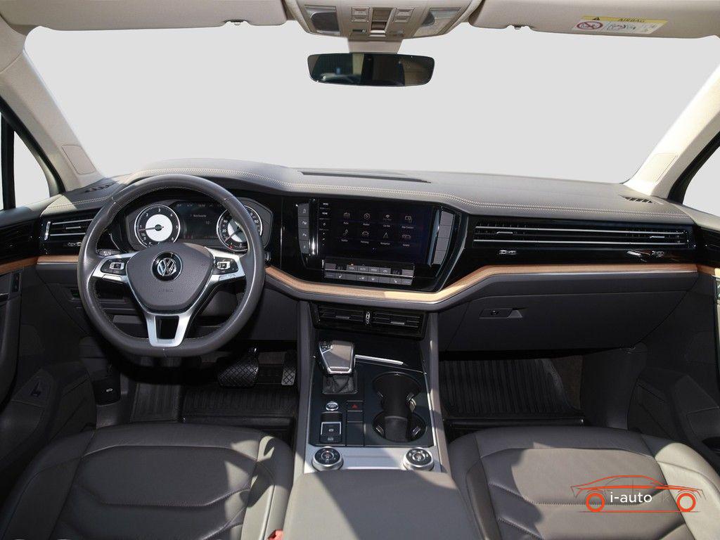 Volkswagen Touareg 3.0 TDI DSG 4Motion Atmosphere za 39350€
