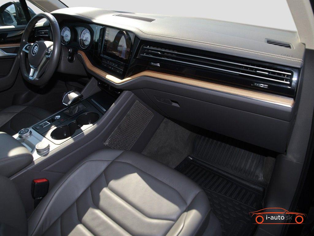 Volkswagen Touareg 3.0 TDI DSG 4Motion Atmosphere za 39350€