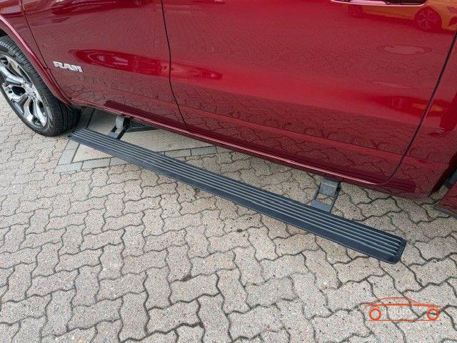 Dodge RAM 5,7l HEMI Longhorn za 101000€