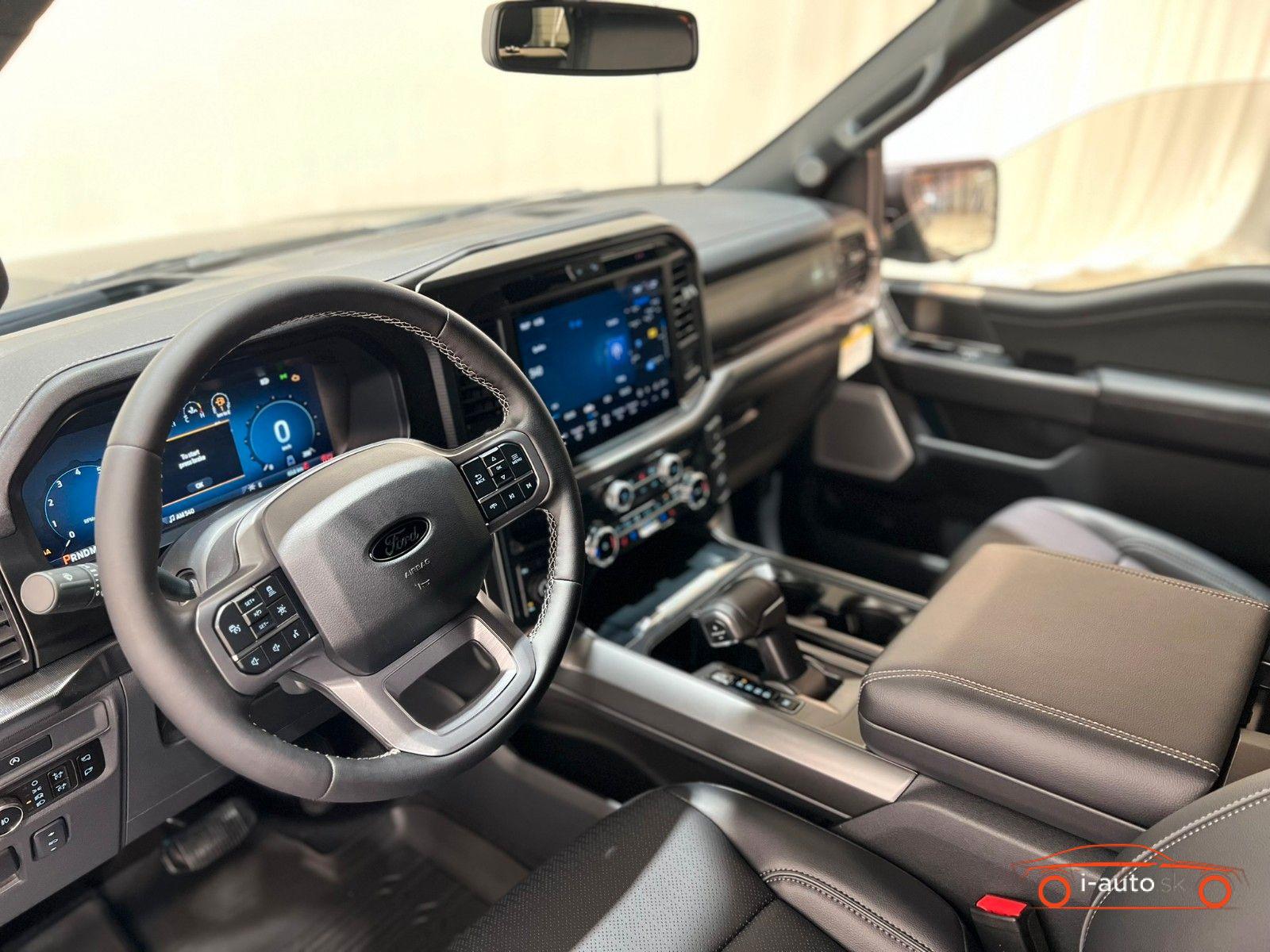 Ford F -150  Lariat 5.0L V8 Black  za 98800€
