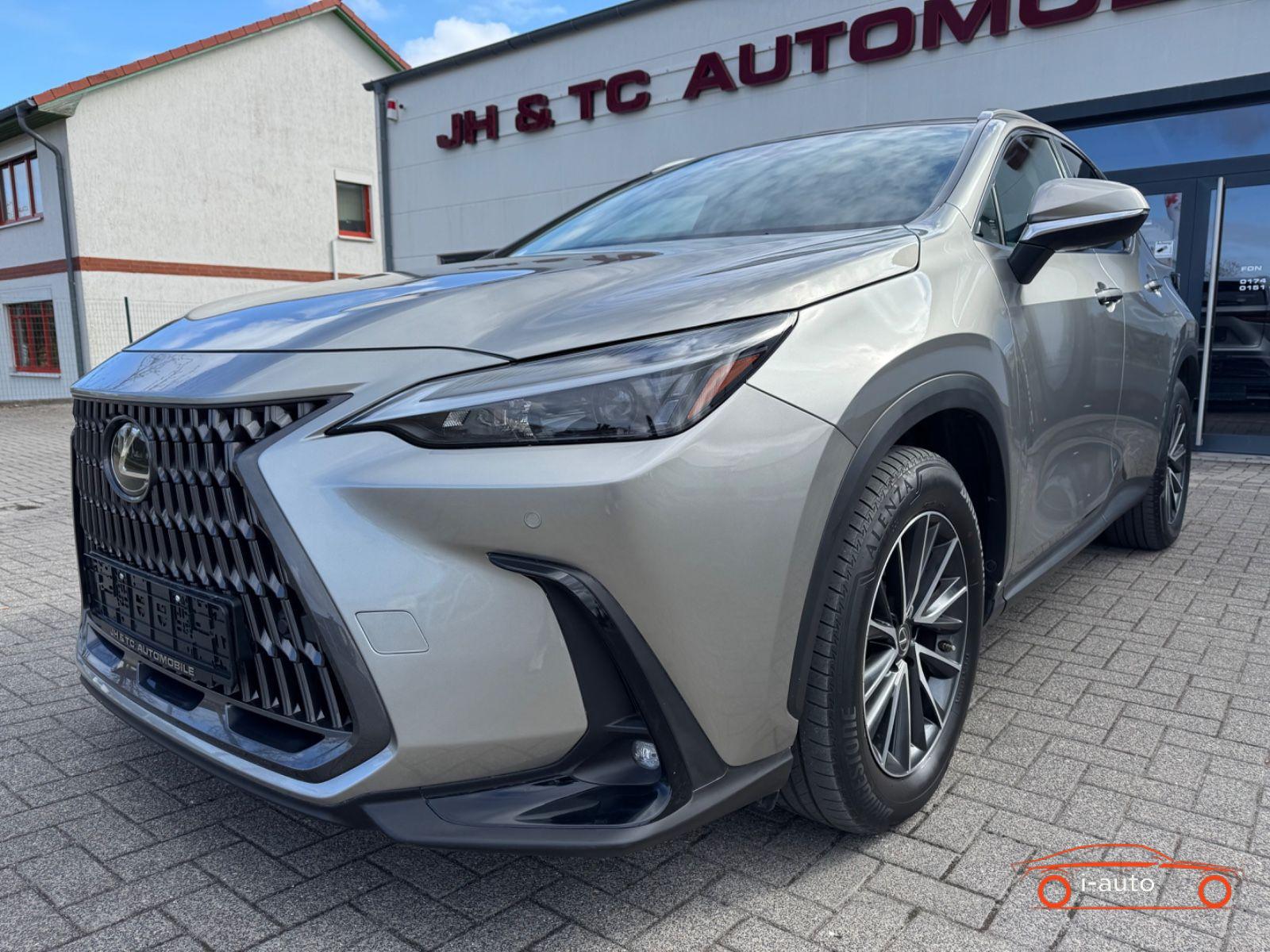 Lexus NX 450h+ E-Four za 47430€