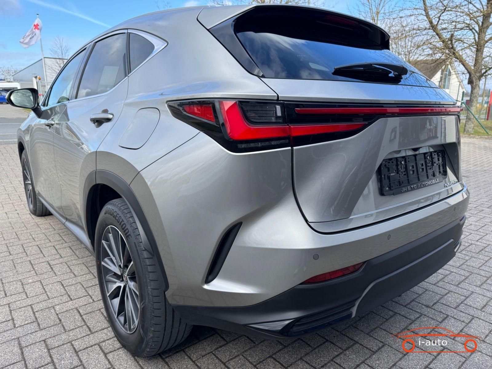 Lexus NX 450h+ E-Four za 47430€