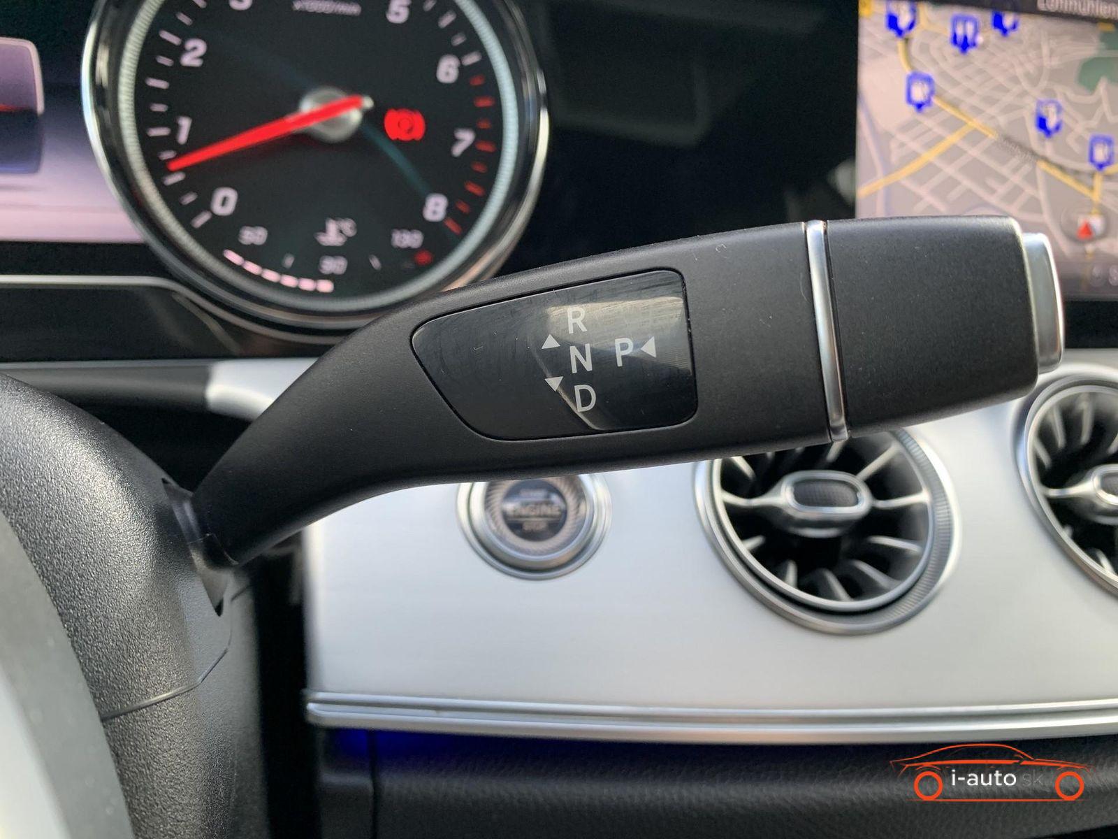 Mercedes-Benz E 400 4M AMG Line Coupe za 41900€