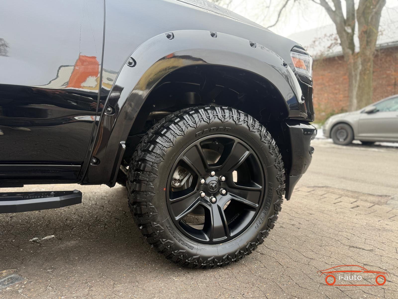 Dodge RAM 5.7 V8 4X4 za 55200€