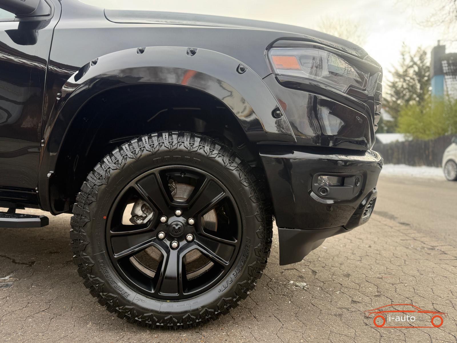 Dodge RAM 5.7 V8 4X4 za 55200€