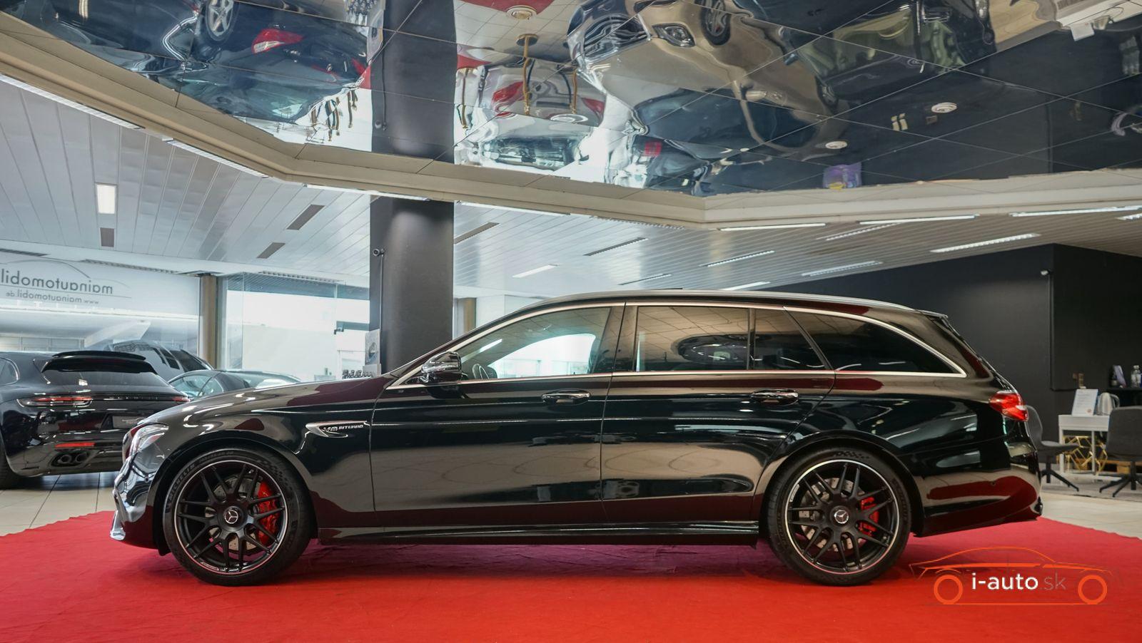Mercedes-Benz E T  63 AMG 4Matic za 55350€