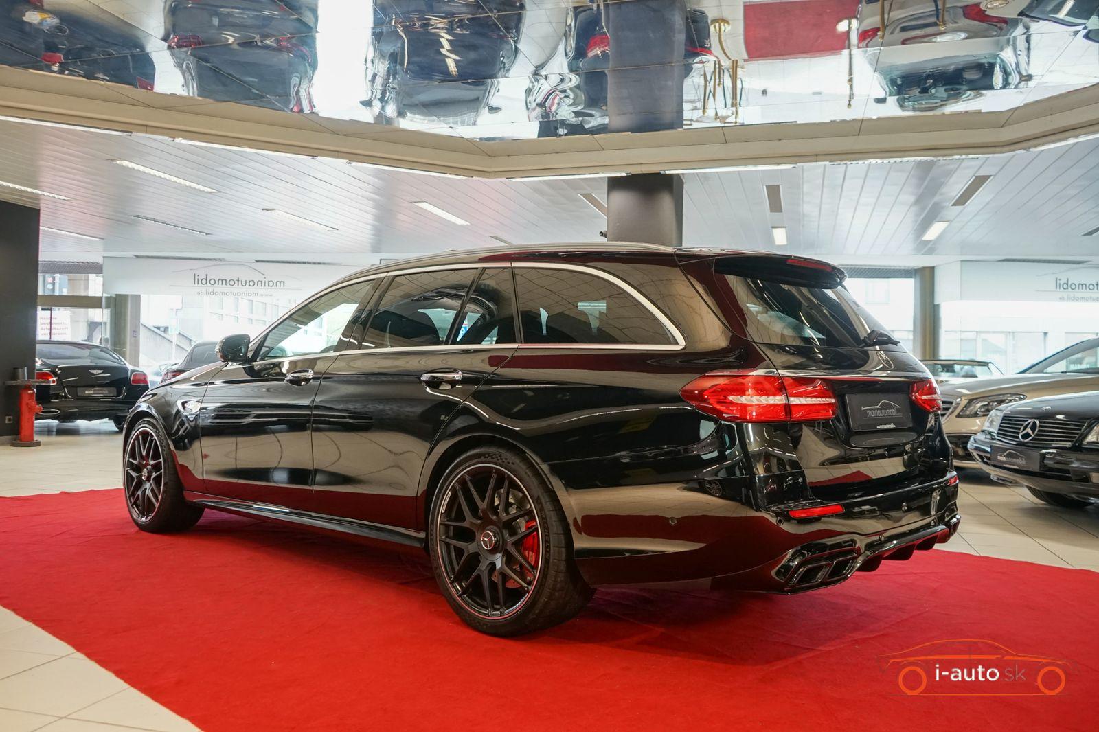 Mercedes-Benz E T  63 AMG 4Matic za 55350€