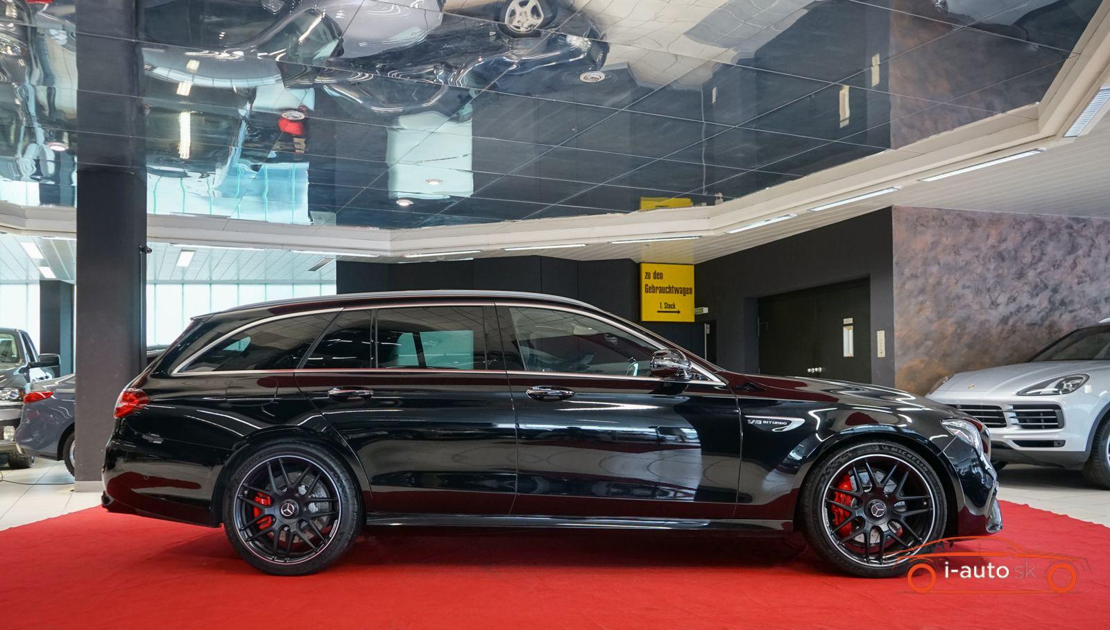 Mercedes-Benz E T  63 AMG 4Matic za 55350€