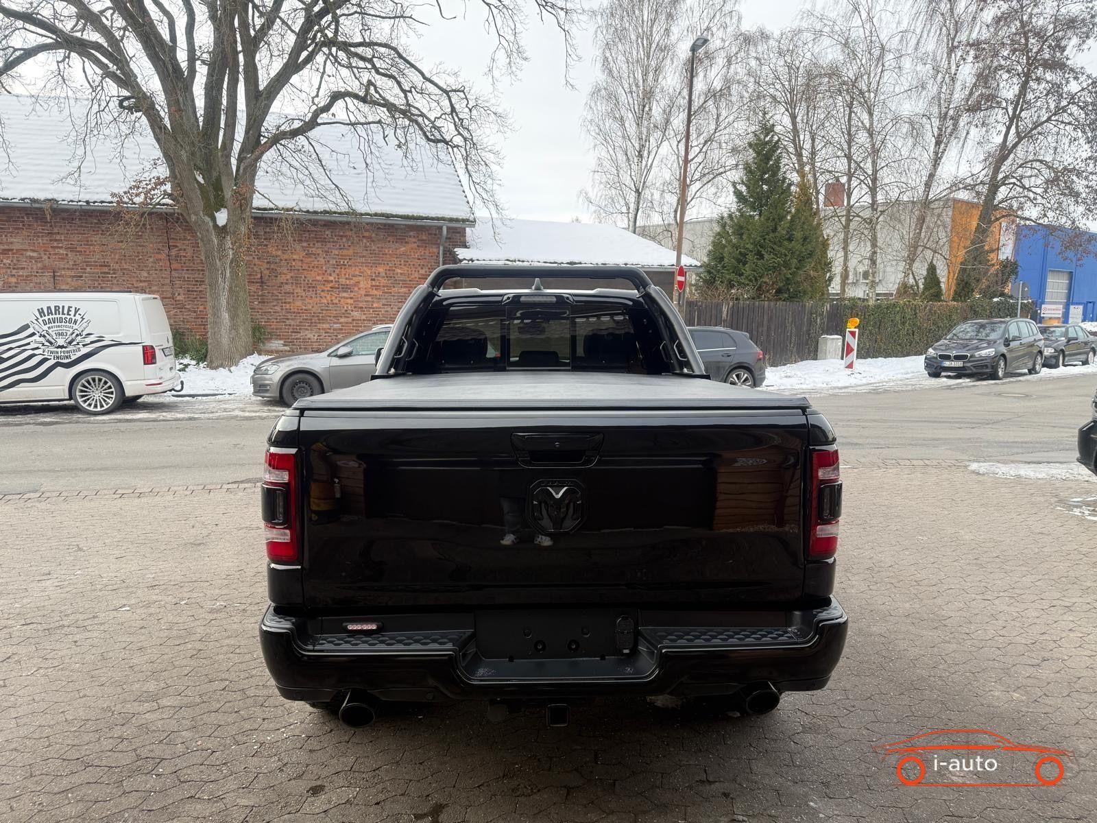 Dodge RAM 5.7 V8 4X4 za 55200€
