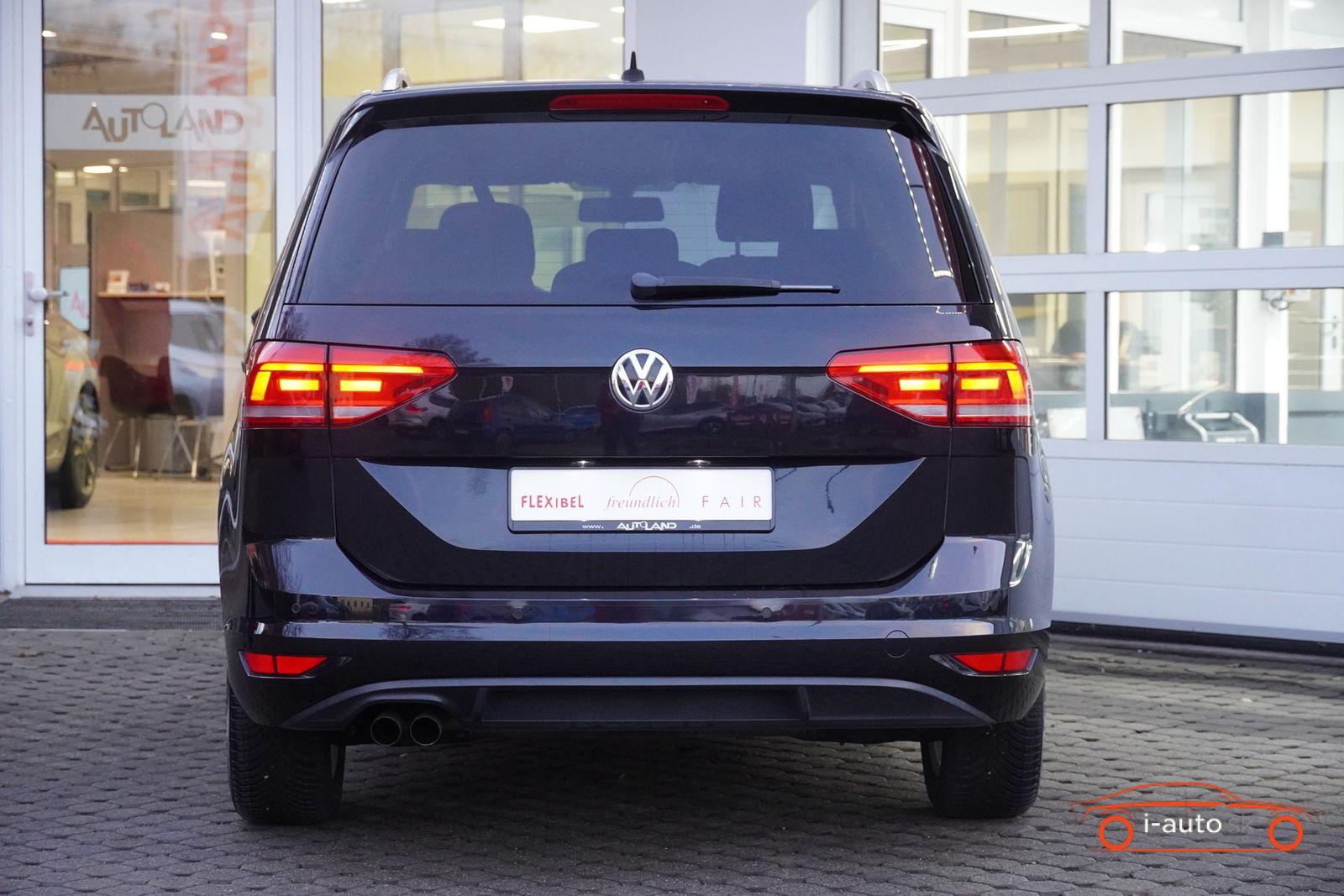 Volkswagen Touran 1.4 TSI DSG Highline za 25990€