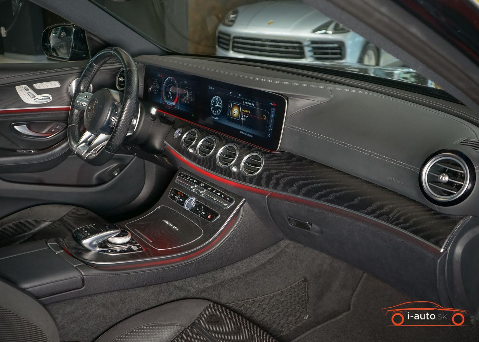 Mercedes-Benz E T  63 AMG 4Matic za 55350€