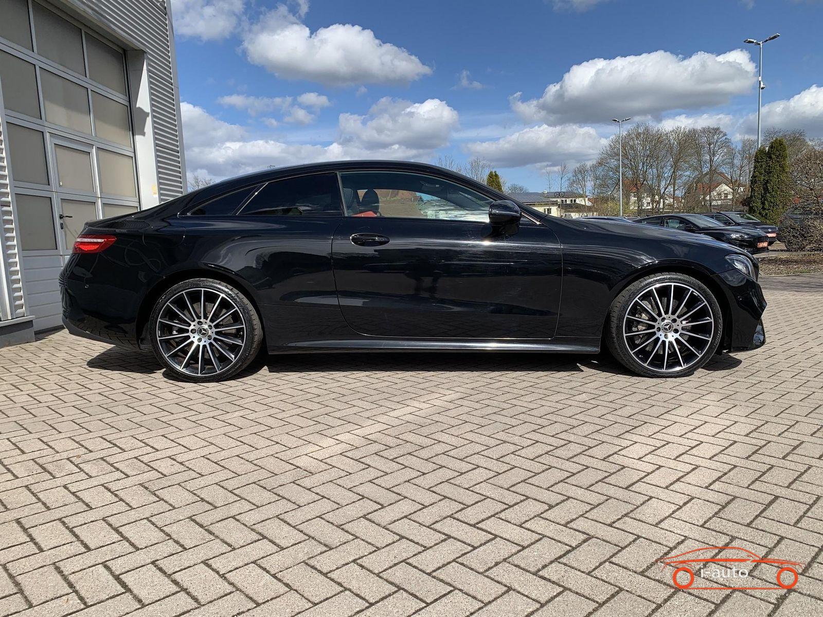 Mercedes-Benz E 400 4M AMG Line Coupe za 41900€
