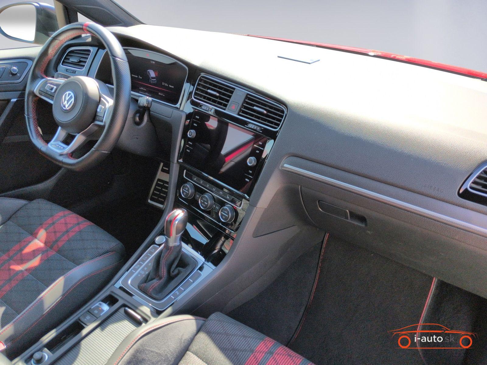 Volkswagen Golf VII TCR 2.0 TSI DSG za 29960€