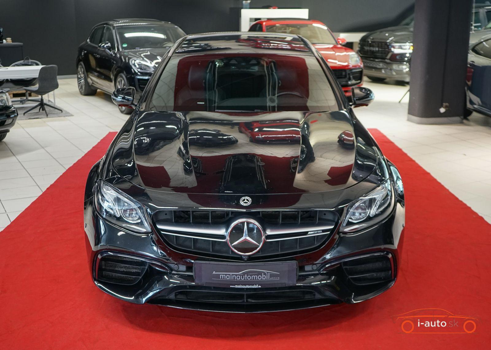 Mercedes-Benz E T  63 AMG 4Matic za 55350€