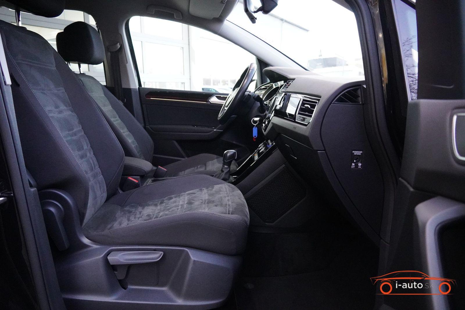 Volkswagen Touran 1.4 TSI DSG Highline za 25990€