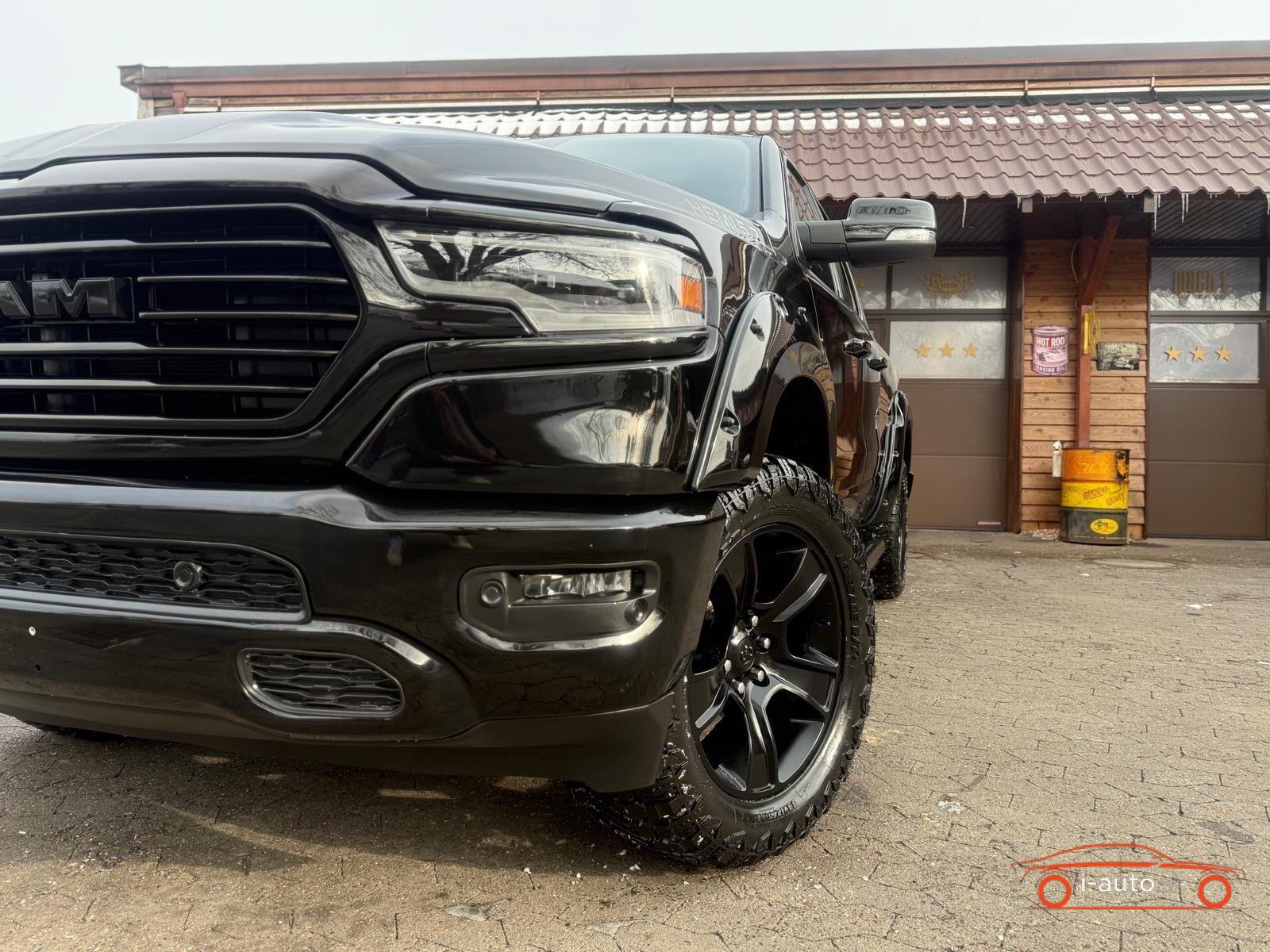 Dodge RAM 5.7 V8 4X4 za 55200€
