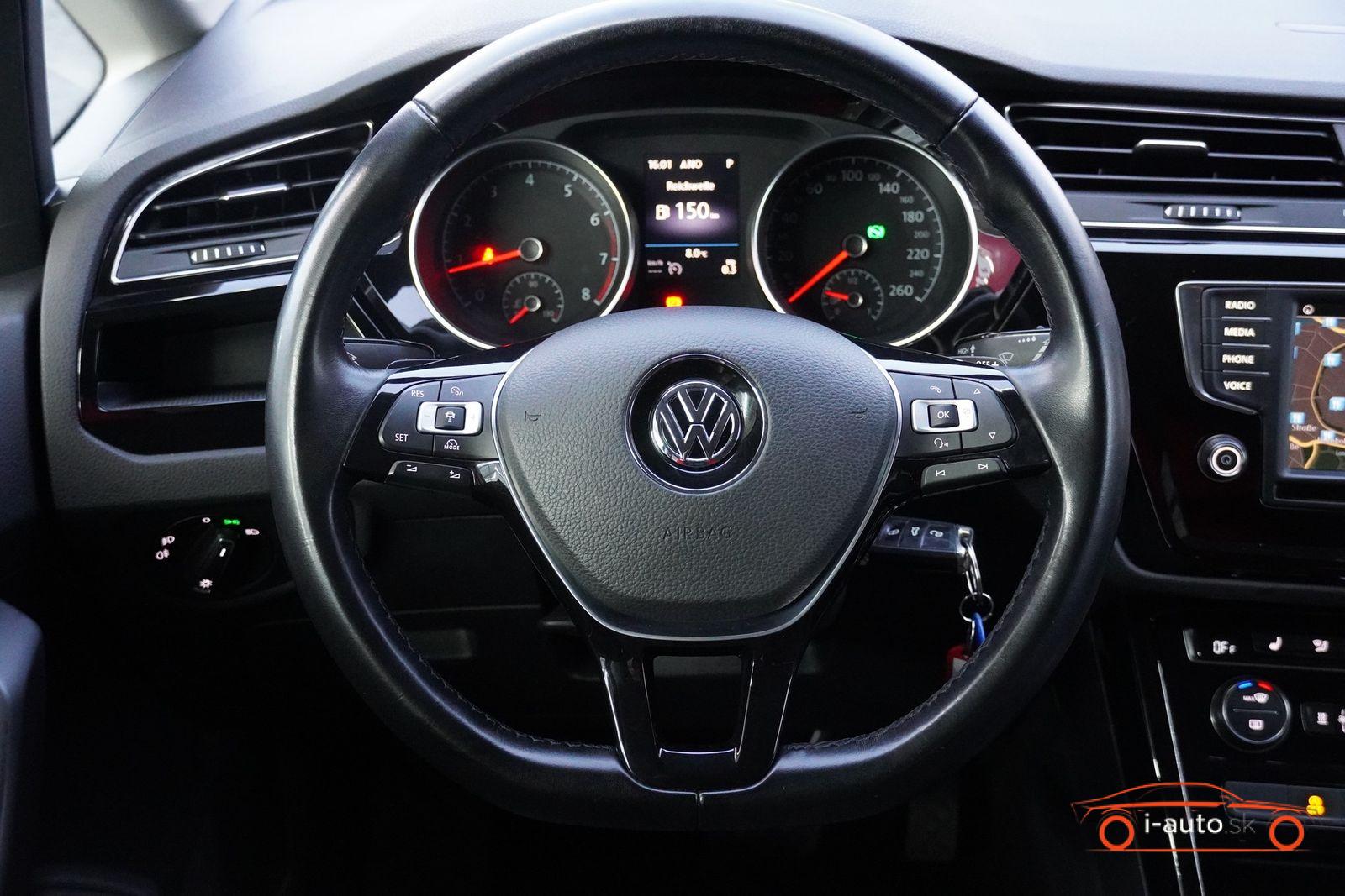 Volkswagen Touran 1.4 TSI DSG Highline za 25990€