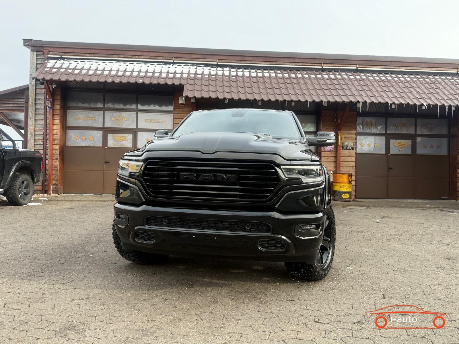 Dodge RAM 5.7 V8 4X4 za 55200€