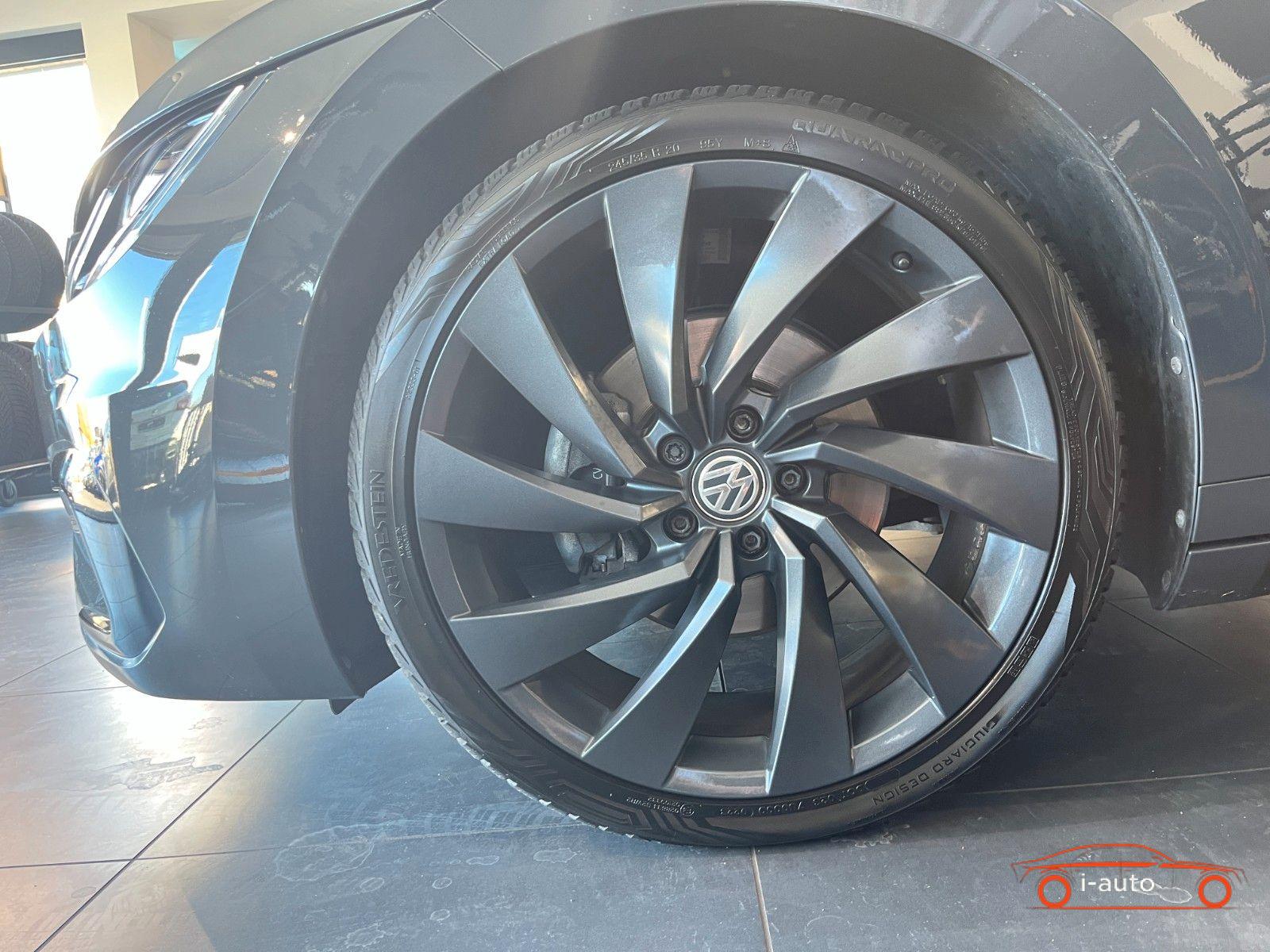 Volkswagen Arteon 2.0 TSI DSG R-Line 4Motion za 29700€
