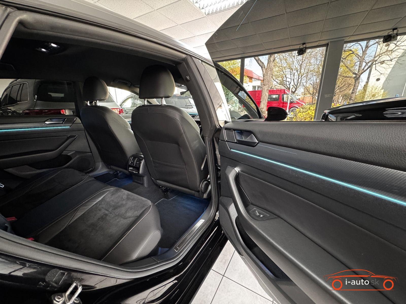 Volkswagen Arteon 2.0 TSI DSG R-Line 4Motion za 28500€