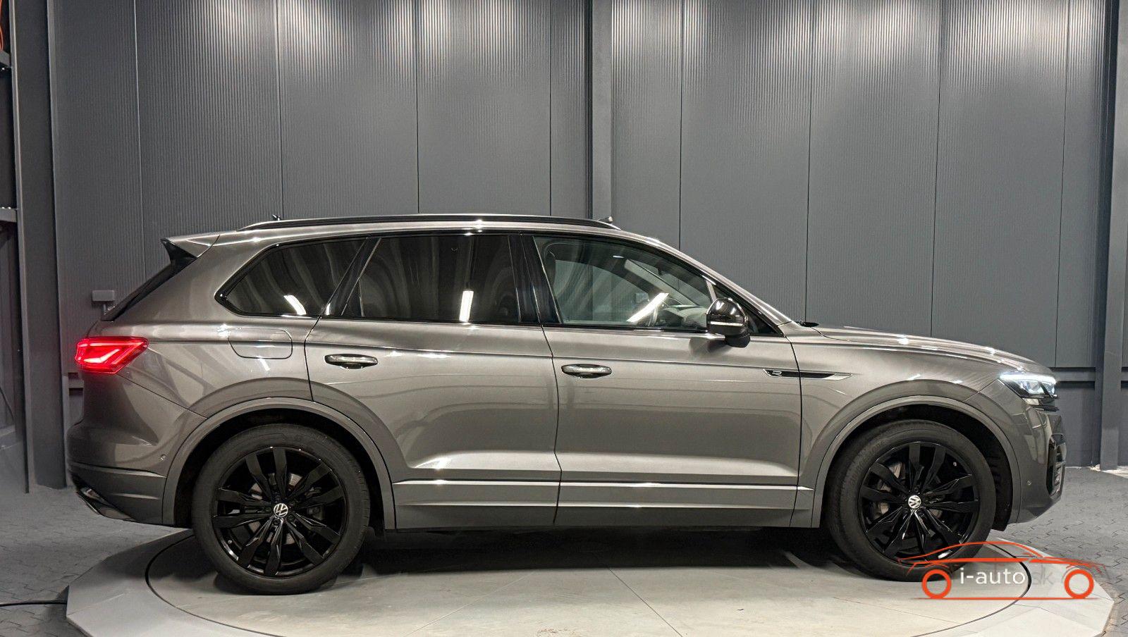 Volkswagen Touareg 3.0 TDI 4Motion R-Line za 56850€